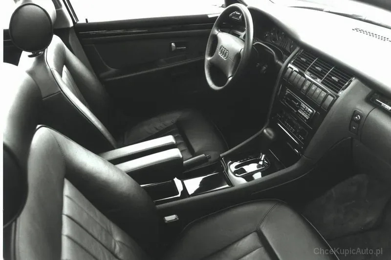 Audi A8 D2