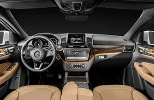 Oficjalnie: Mercedes GLE Coupe — zdjęcie 3
