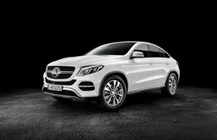 Oficjalnie: Mercedes GLE Coupe — zdjęcie 7