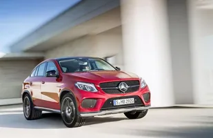 Oficjalnie: Mercedes GLE Coupe — zdjęcie 9
