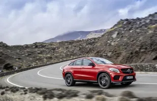 Oficjalnie: Mercedes GLE Coupe — zdjęcie 11
