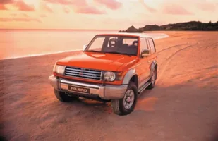 Trzy miliony Mitsubishi Pajero — zdjęcie 2