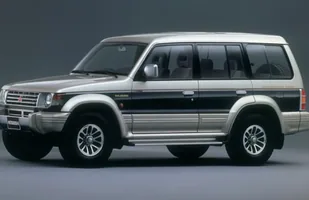 Trzy miliony Mitsubishi Pajero — zdjęcie 3