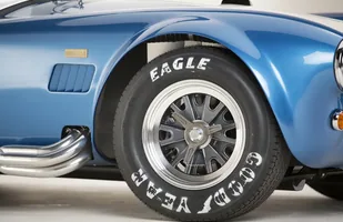 Shelby Cobra 427 50th Anniversary — zdjęcie 8
