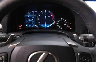Oficjalnie: Lexus GS F — zdjęcie 8
