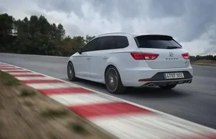 Oficjalnie: Seat Leon ST Cupra — zdjęcie 4