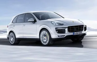 Oficjalnie: Porsche Cayenne Turbo S — zdjęcie 1