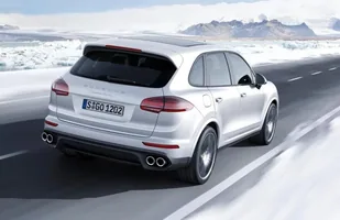 Oficjalnie: Porsche Cayenne Turbo S — zdjęcie 3