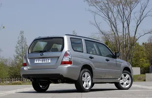Używane: Subaru Forester II — zdjęcie 5