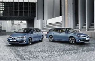Toyota Auris po liftingu — zdjęcie 1