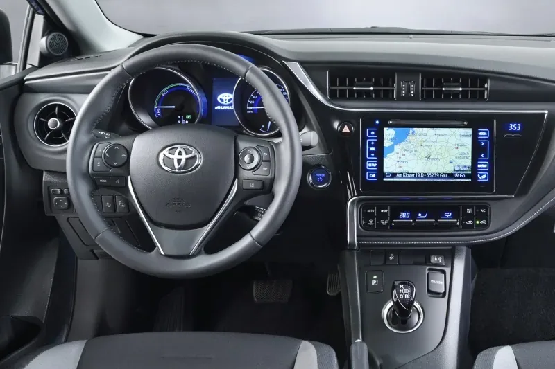 Toyota Auris po liftingu