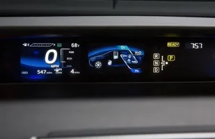 Toyota Mirai już w produkcji — zdjęcie 4