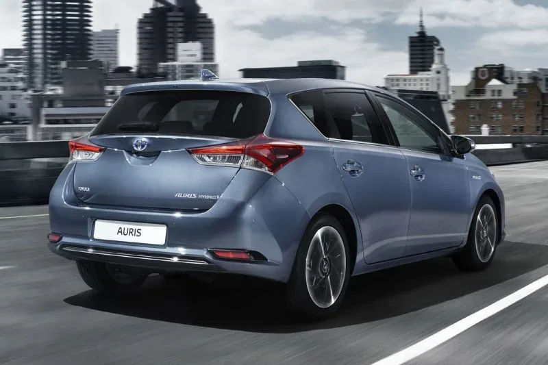 Toyota Auris 2015