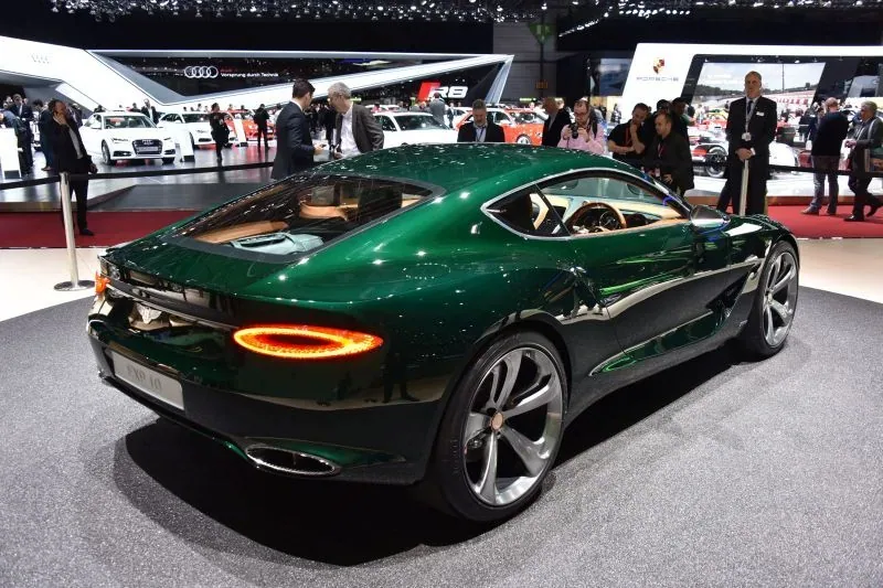 Bentley EXP 10 Speed 6