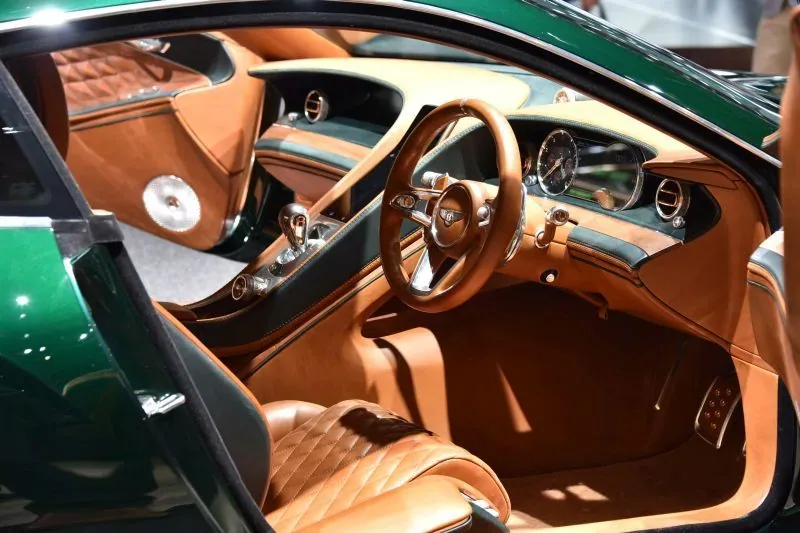 Bentley EXP 10 Speed 6