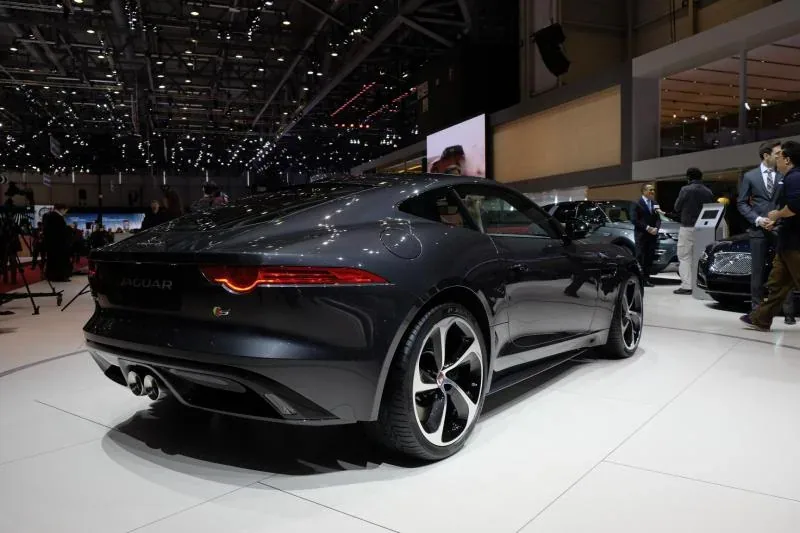 Jaguar F-TYPE Coupe