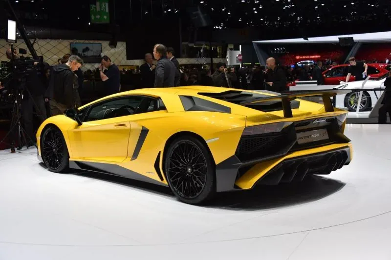 Lamborghini Aventador Super Veloce