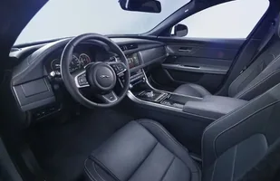 Całkiem nowy Jaguar XF — zdjęcie 3