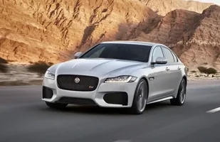 Całkiem nowy Jaguar XF — zdjęcie 10