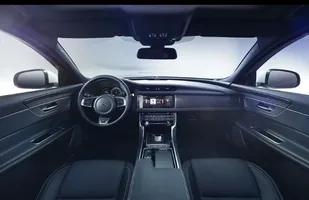 Całkiem nowy Jaguar XF — zdjęcie 11