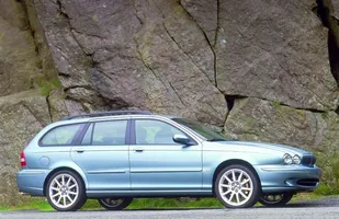 Używane: Jaguar X-Type — zdjęcie 8