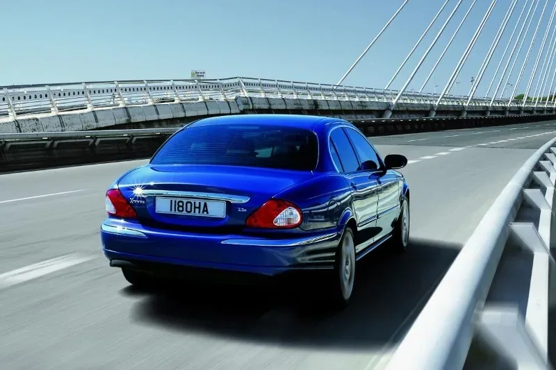 Jaguar X-Type