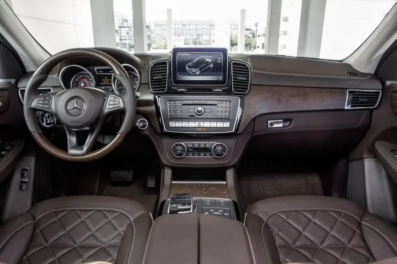 Mercedes-Benz GLE 2016