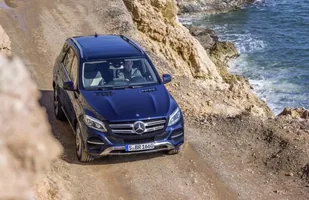 Mercedes-Benz GLE po liftingu — zdjęcie 9
