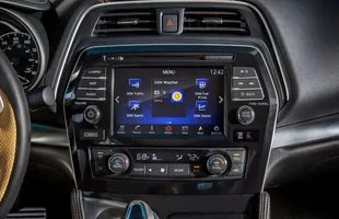 Całkiem nowy Nissan Maxima — zdjęcie 7