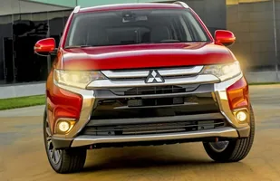 Mitsubishi Outlander po liftingu — zdjęcie 4