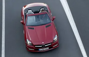 Mercedes SLK z nowymi silnikami — zdjęcie 8