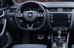 Skoda Octavia RS 230. Najmocniejsza! — zdjęcie 2