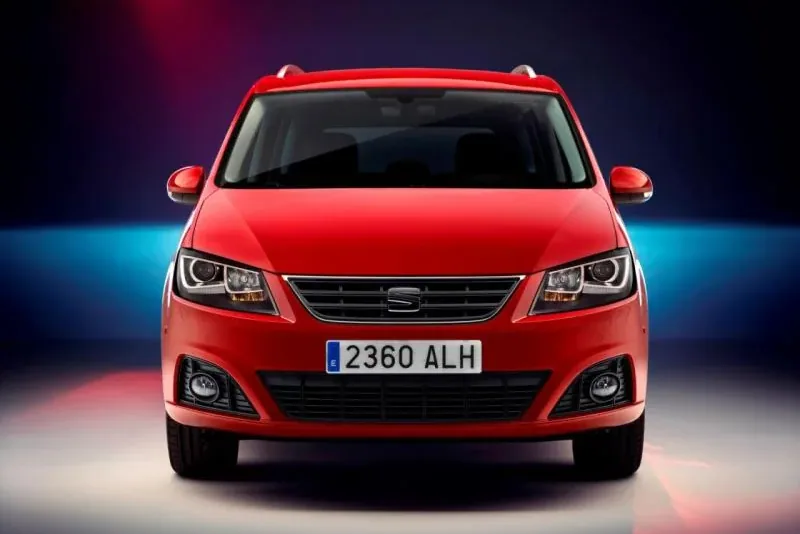 Odświeżony Seat Alhambra
