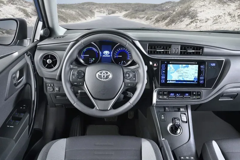 Toyota Auris po liftingu