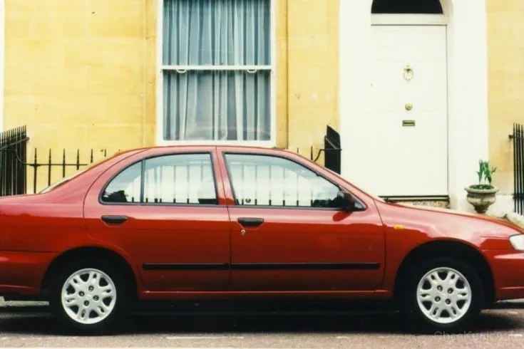 Nissan Almera N15 sedan był produkowany tylko w Japonii