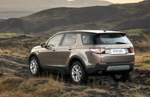 Land Rover Discovery Sport z nowymi silnikami — zdjęcie 6