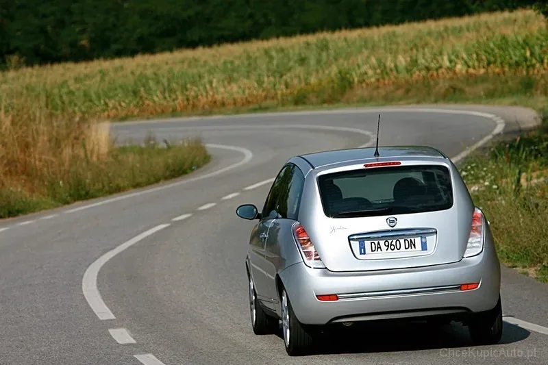 Lancia Ypsilon II