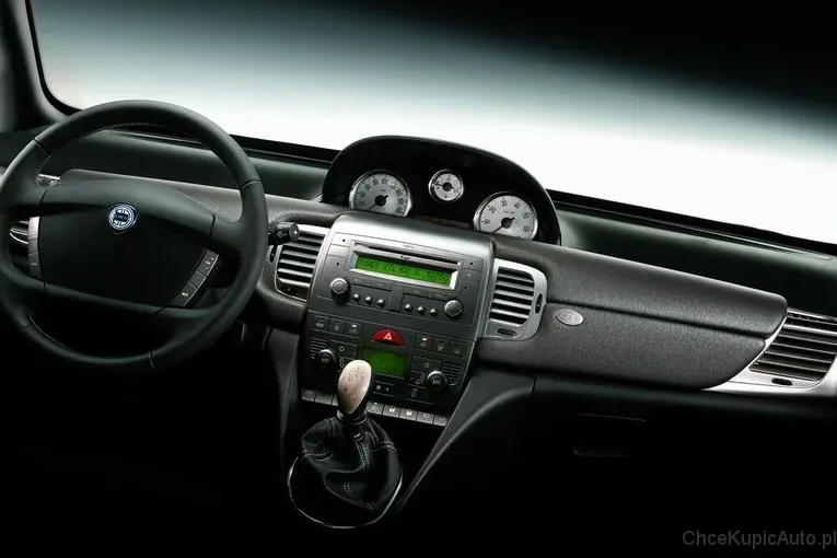 Lancia Ypsilon II