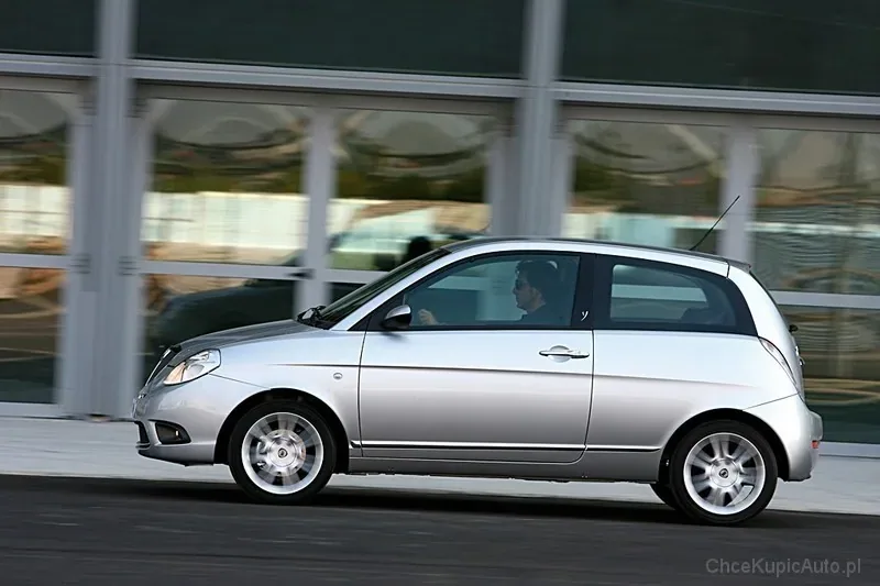 Lancia Ypsilon II
