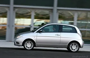 Lancia Ypsilon II - odrobina szaleństwa — zdjęcie 5
