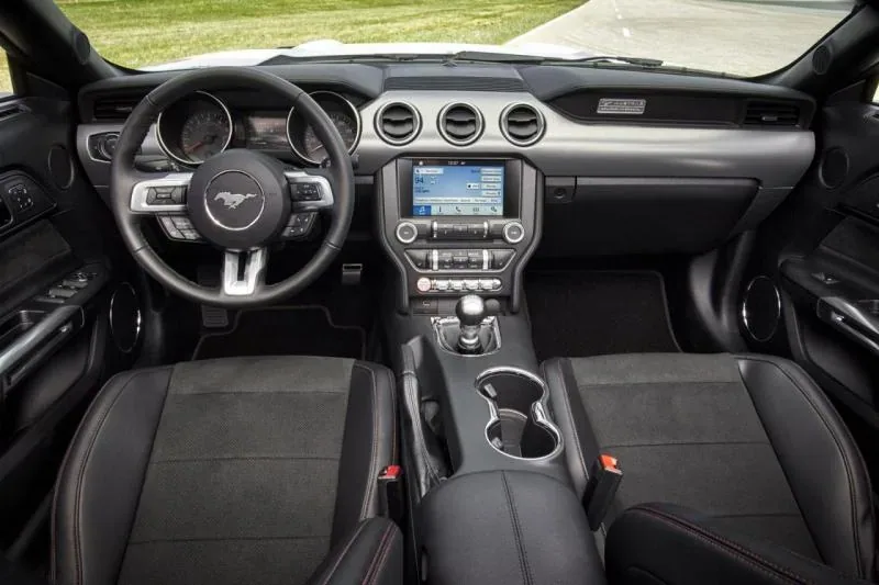 Ford Mustang 2016