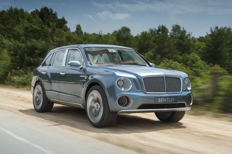 Bentley Exp 9 F, czyli zapowiedź Bentaygi