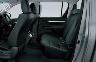 Całkiem nowa Toyota Hilux — zdjęcie 6