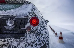 Nowy Opel Astra w kamuflażu — zdjęcie 7