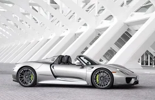 Porsche rozwija napęd hybrydowy — zdjęcie 5