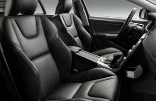 Volvo V60 Cross Country już w salonach — zdjęcie 4