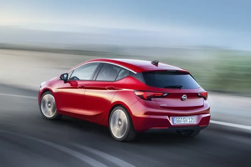 Opel Astra V