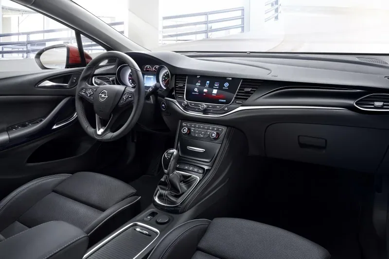 Opel Astra V
