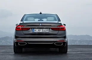 BMW serii 7 po raz szósty! — zdjęcie 6