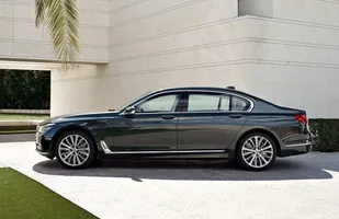 BMW serii 7 po raz szósty! — zdjęcie 11